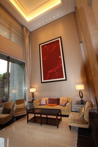 lobby. The ・ reception