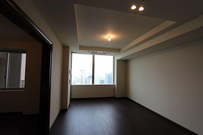 Living. 2013 November shooting