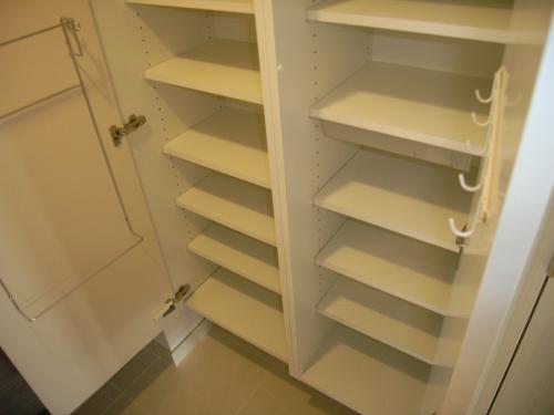 Entrance. Shoes BOX! A lot will contain shoes. 