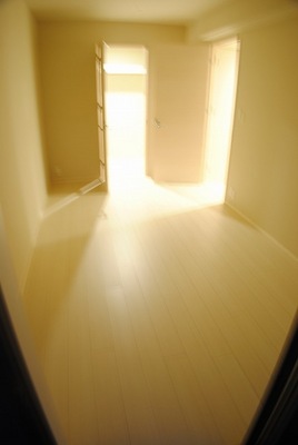 Living and room. Western-style 7.1 Pledge