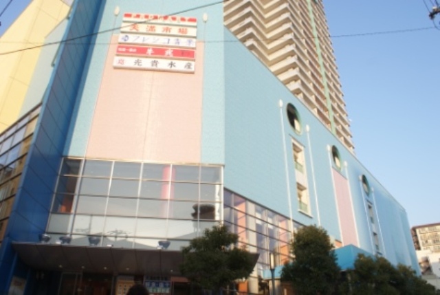 Shopping centre. Puraratenma until the (shopping center) 96m