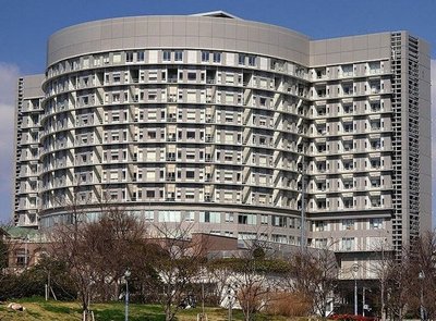 Hospital. 1000m to the hospital (hospital)