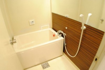 Bath. Mirror is also a beautiful bath in the large ☆ 