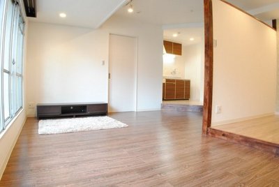 Living and room. Now stylish room in a classic attire