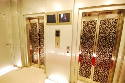 Other common areas. Stylish Elevator 2 groups