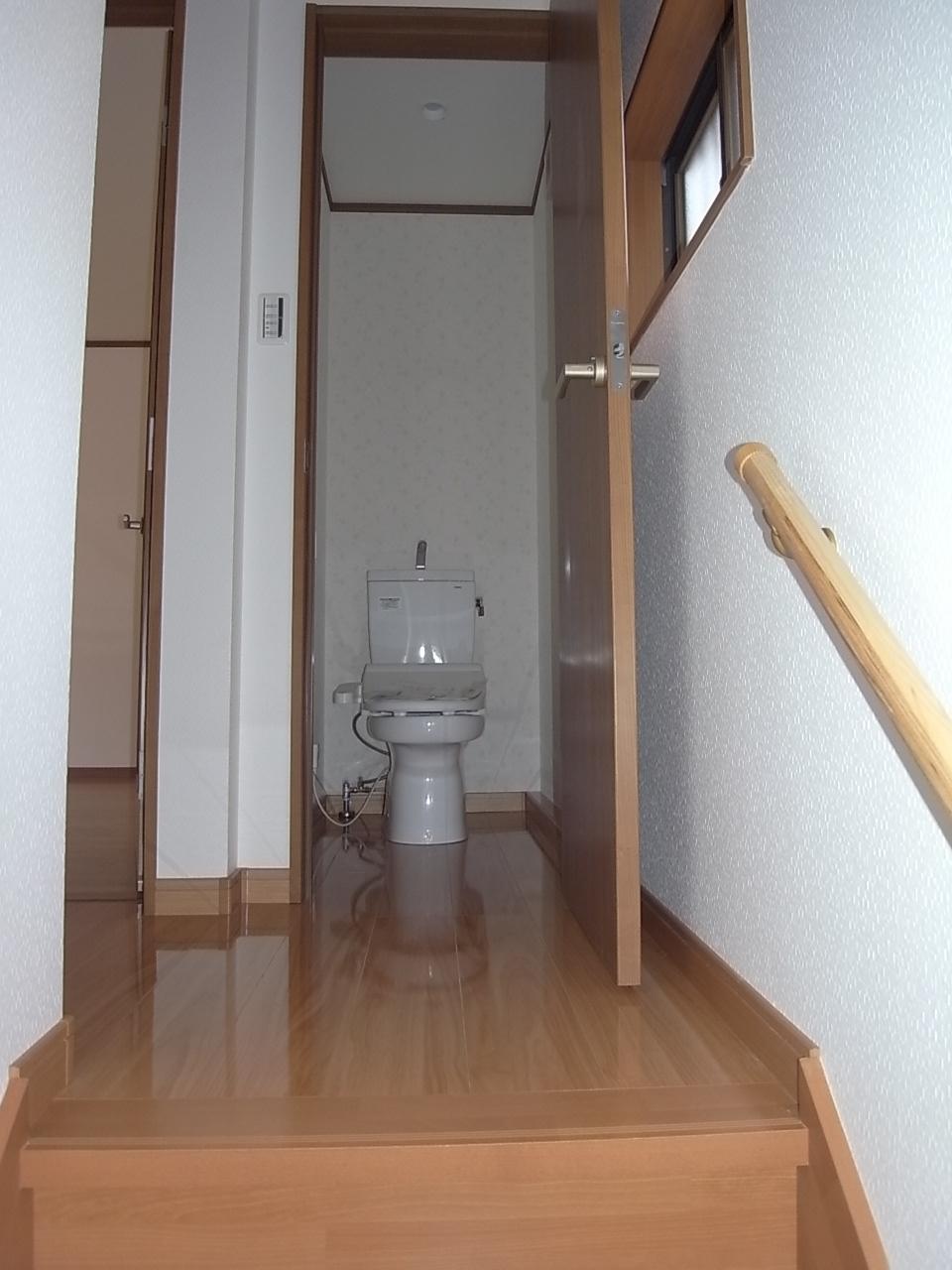 Other local. Second floor of the toilet