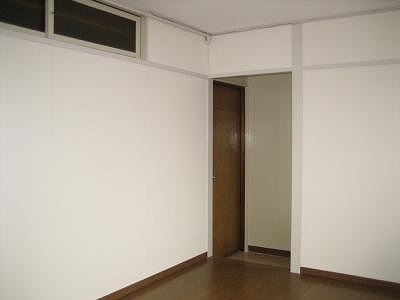 Entrance. White This room was based on !! widely will feel I !!!