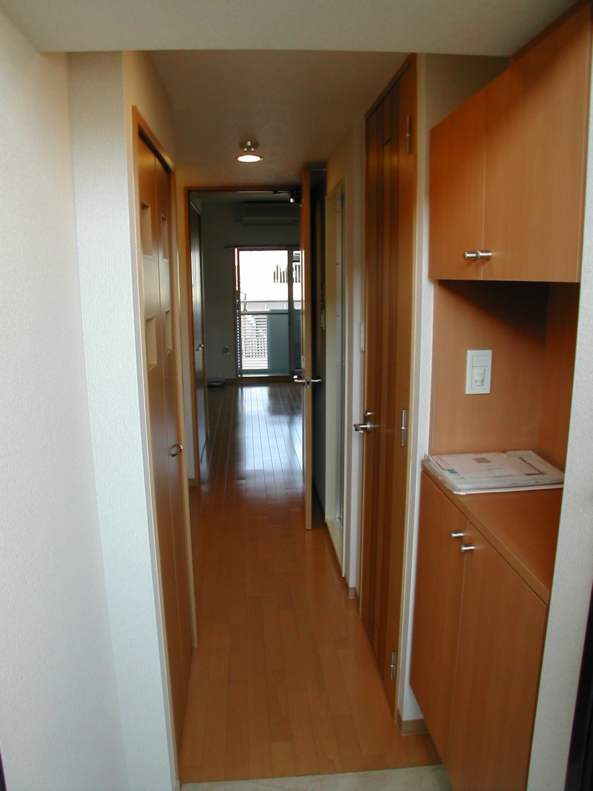 Entrance. Shoes BOX also offer those of larger size! 