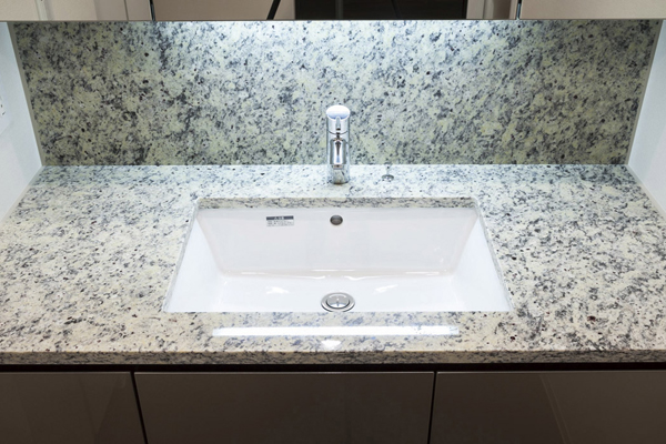 Bathing-wash room.  [Basin counter] Adopt a luxurious basin counter of natural stone paste. Stylish Square Ceramic bowl, Easy to clean (same specifications)