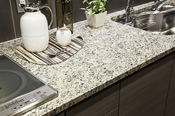 Kitchen.  [Natural stone work top] Adopt a natural stone work top to produce beautiful kitchen in the luxurious texture. Hardness is also high, Kitchen work is also comfortable (same specifications)