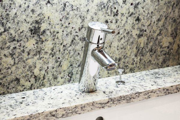 Bathing-wash room.  [Hansgrohe manufactured by mixing faucet] Single-lever faucet with excellent design in Germany ・ Hansgrohe, Inc.. water temperature ・ The amount of water can be adjusted easily at the lever of the tip (same specifications)