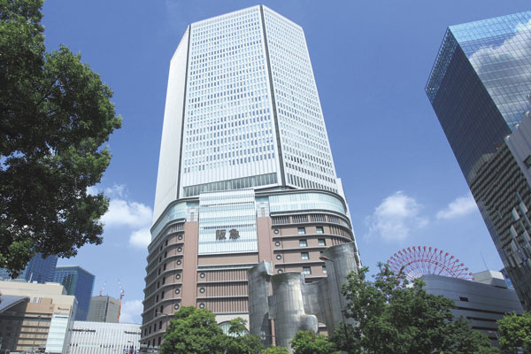 Surrounding environment. Hankyu Umeda head office (Hankyu "Umeda" Station)
