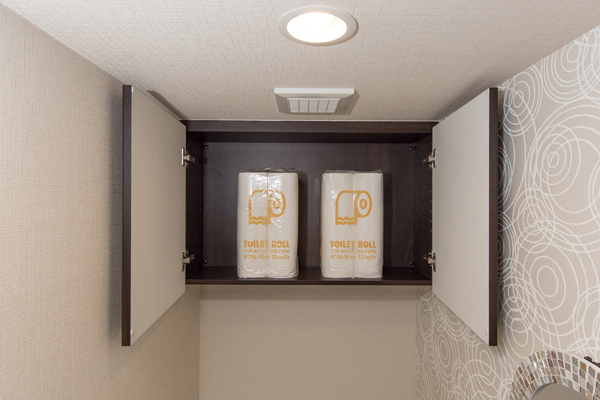 Toilet.  [Toilet hanging cupboard] Established a cupboard hanging can stock such as toilet paper. This is useful in attaching the movable shelf (same specifications)