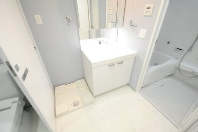 Washroom. Wash dressing room