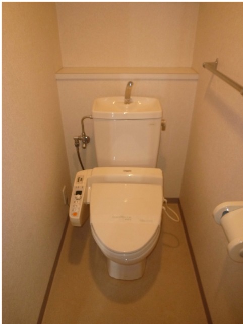 Toilet. Washlet is with.
