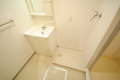 Washroom. Wash dressing room