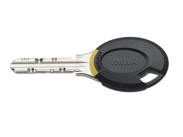 Security.  [Non-contact key] Auto unlocking of shared entrance, A non-contact key only closer to the sensor. Even when the luggage is often, Smooth to put in the entrance hall (same specifications ※ Three out of the dwelling unit key five will be a non-contact key)