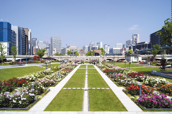 Surrounding environment. Nakanoshima park (5-minute walk ・ About 360m)