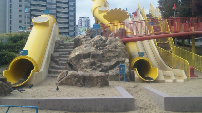 park. Ogimachi to the park (park) 744m