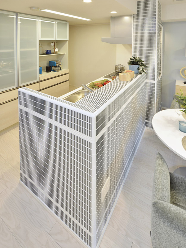 Kitchen.  [kitchen] Equipped with "tile specification design kitchen". The room into a stylish impression (A type model room)