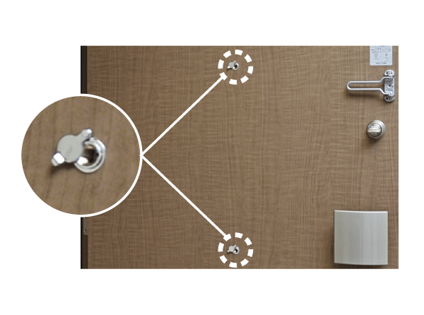 Security.  [Double-wide-angle door scope] Installing a door scope in two places of the entrance door. Since the viewing angle is wide range, You can see the whole body of the visitors (same specifications)