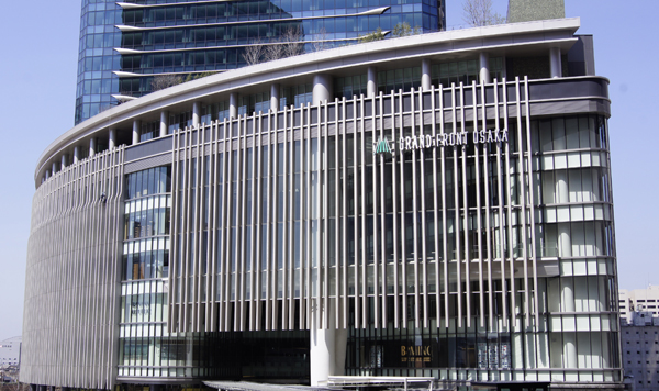 Surrounding environment. Grand Front Osaka (a 12-minute walk ・ About 920m)