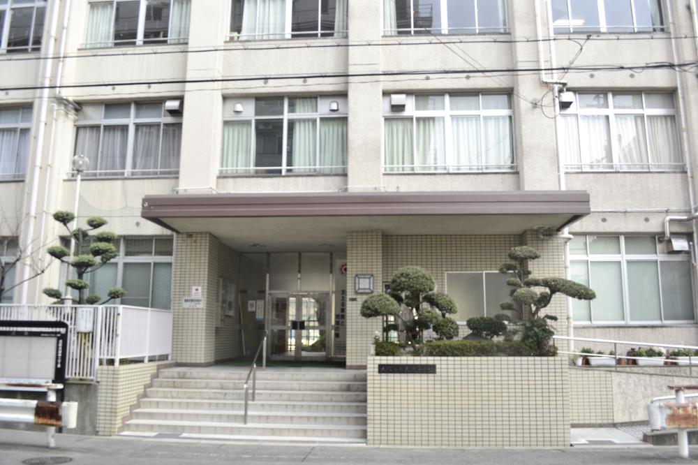 Junior high school. Enhance the club of 1200m athlete to Oyodo junior high school!  Attend willing student ・ Want to commute guardian ・ An employee is rewarding, We aim to such school.