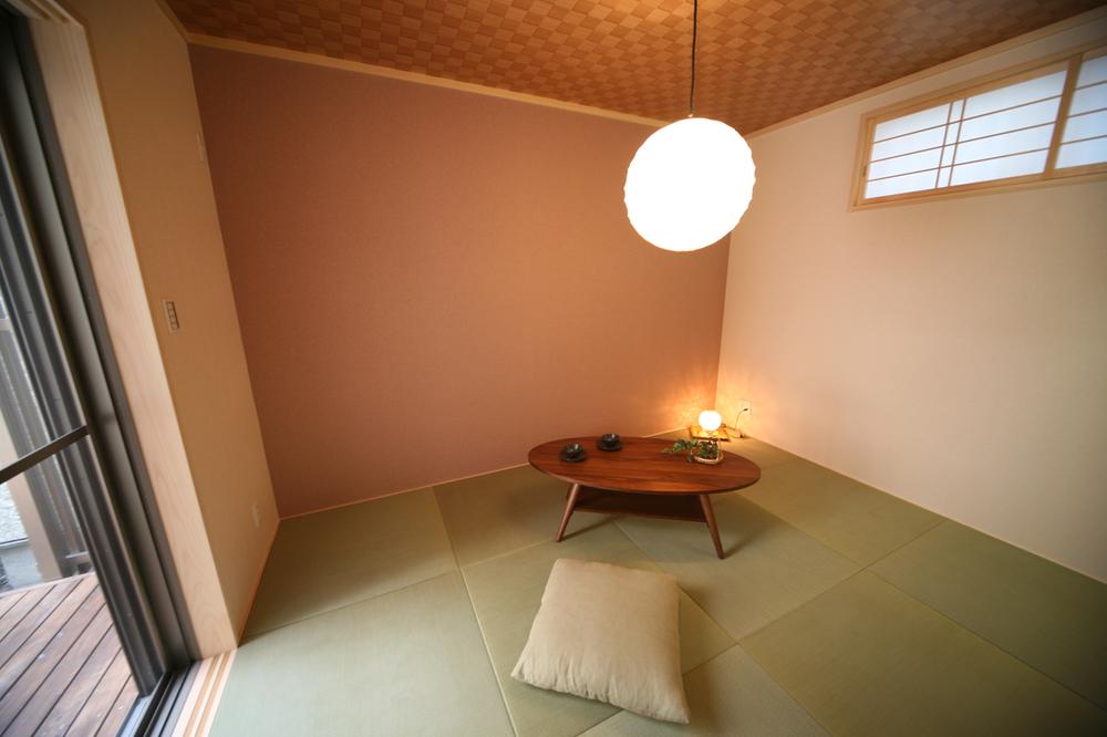 Other.  ■ Japanese-style room Japanese-style room is felt slowly is the flow of time, Relax from the back of the mind. This space is perfect to change of pace. Also to take a nap or homework room of children.