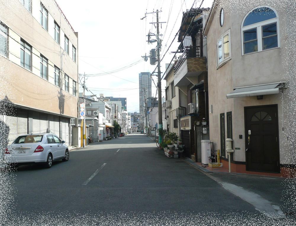 Local photos, including front road. This corner lot facing the width about 8m public road (December 2013) Shooting