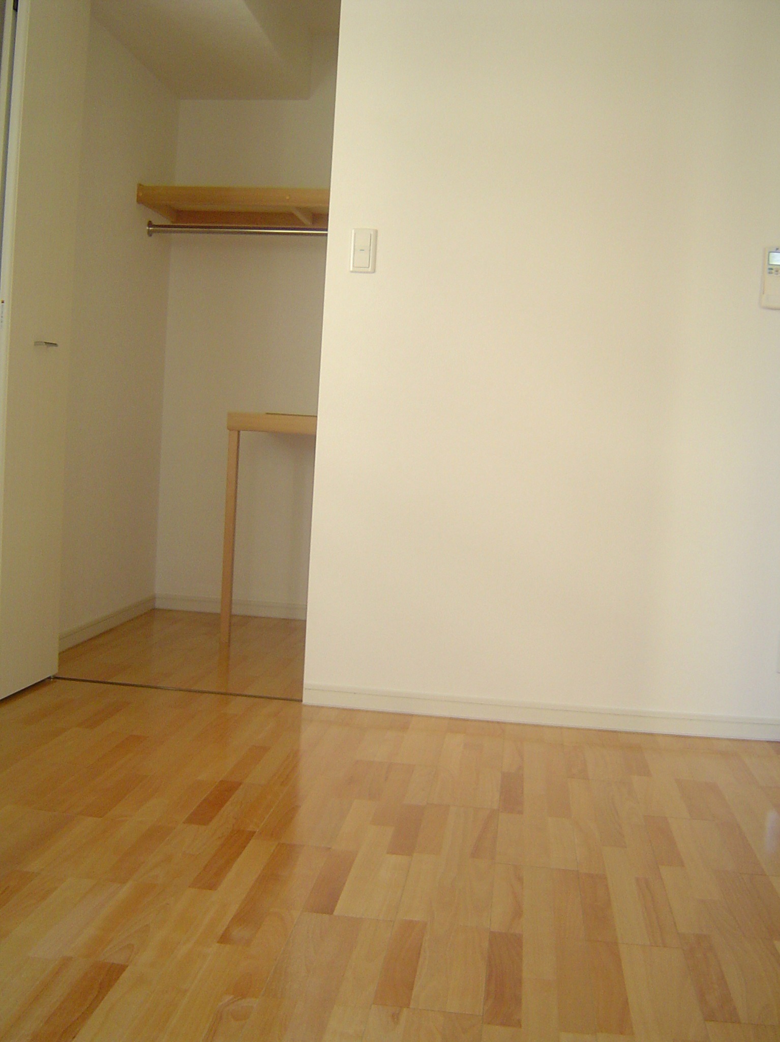 Living and room. Western-style with a clean!