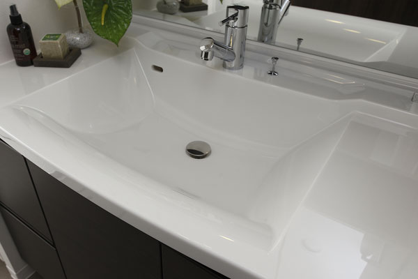 Bathing-wash room.  [Bowl-integrated vanity] Made of shiny beautiful artificial marble. Since there is no seam you care is easily done (same specifications)