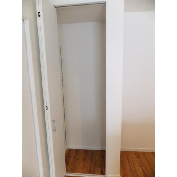 Receipt. There is storage space in the kitchen next to