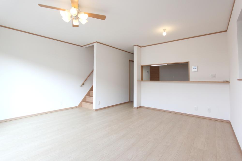 Living. ◆ living LDK face-to-face kitchen 16.75 Pledge