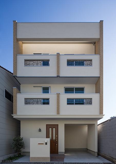 Local appearance photo. Model house