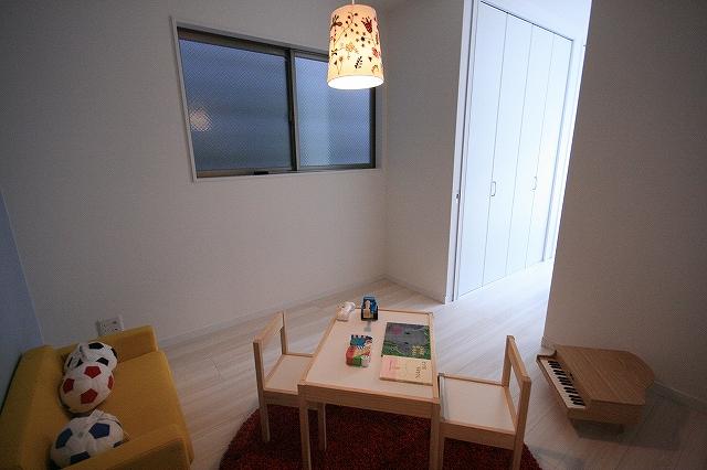 Other introspection. One example same specifications