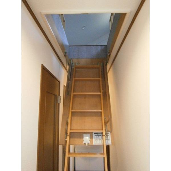 Receipt. There is attic storage space