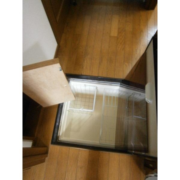 Receipt. There is also under-floor storage