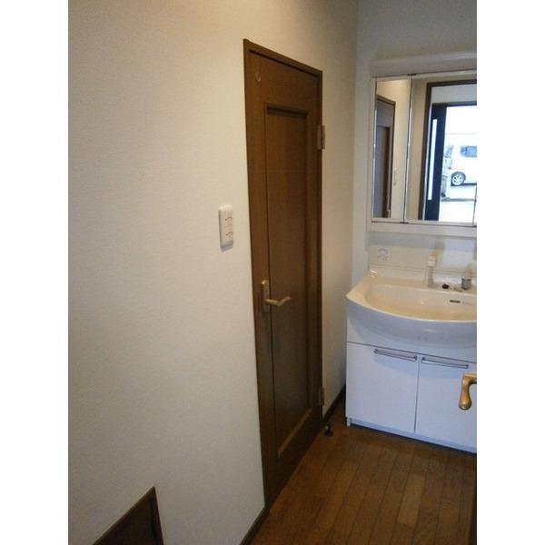 Wash basin, toilet. First floor washroom