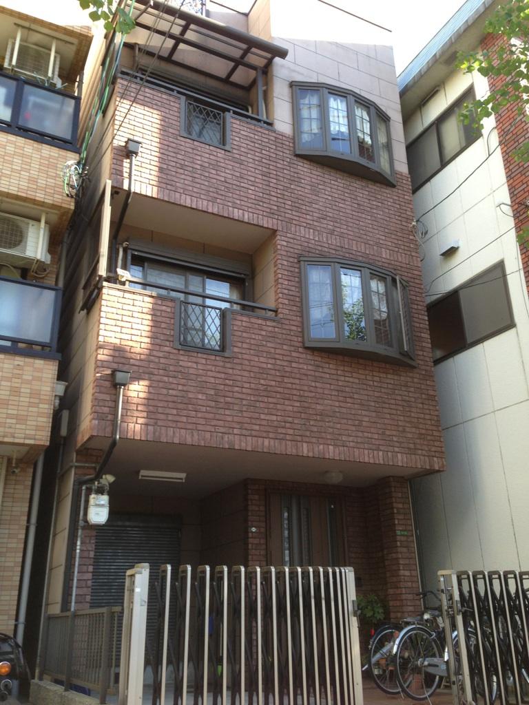 Local appearance photo