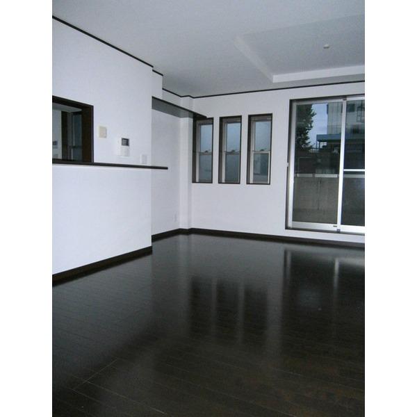 Living. LDK has very spacious