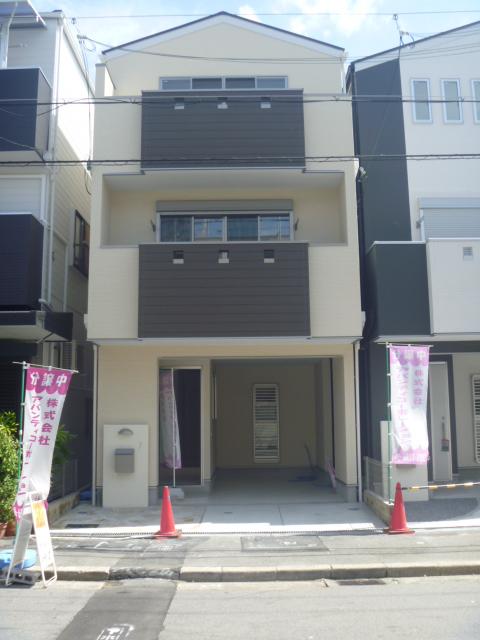 Local appearance photo. Local (September 2013) Shooting