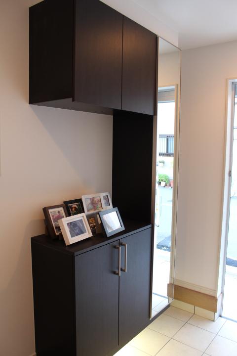 Model house photo.  [Entrance storage]  ☆ Shoes closet full capacity of about 32 feet ☆