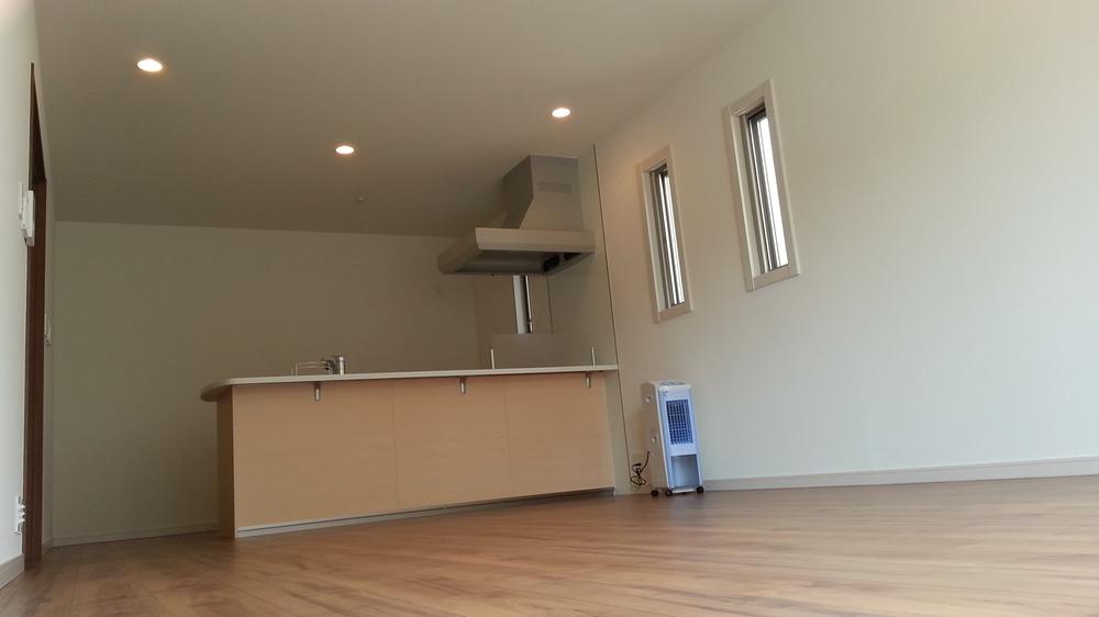 Kitchen. Indoor (08 May 2013) Shooting