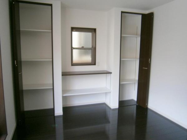 Receipt.  [Konohana-ku, buying and selling] Abundant storage of LDK ☆