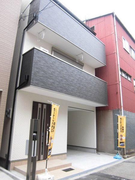 Local appearance photo.  [Konohana-ku, buying and selling] Heisei was completed in 25 years in June ☆