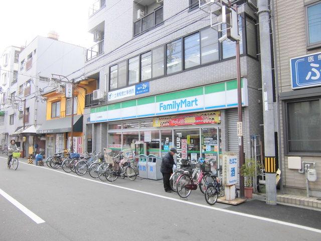 Convenience store. 363m to FamilyMart Inukamiya Baiko shop