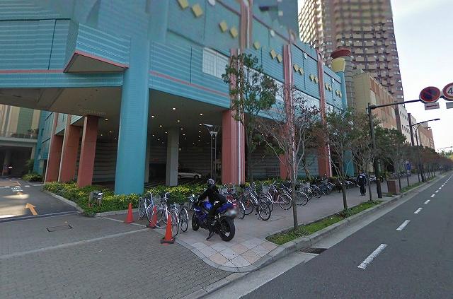 Shopping centre. Universal ・ City Walk 2074m to Osaka