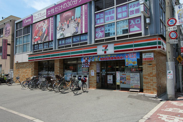 Convenience store. Seven-Eleven Osaka Shikanjima 2-chome up (convenience store) 129m