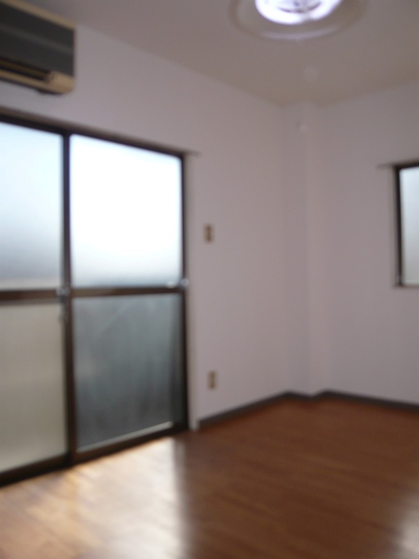 Other room space. Western style room