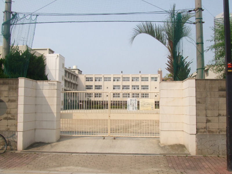 Primary school. 368m to Osaka Municipal Benten elementary school (elementary school)